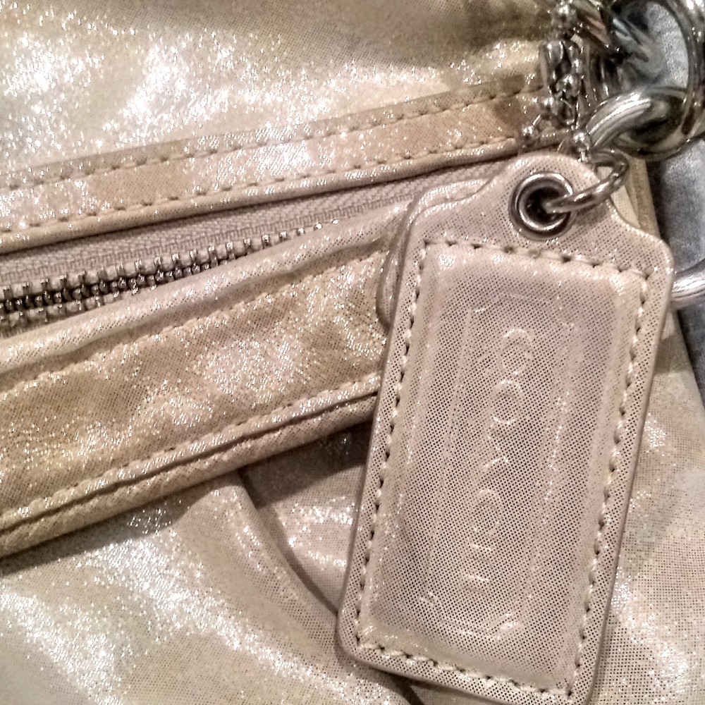 Authentic Coach Poppy - Picture 7 of 12